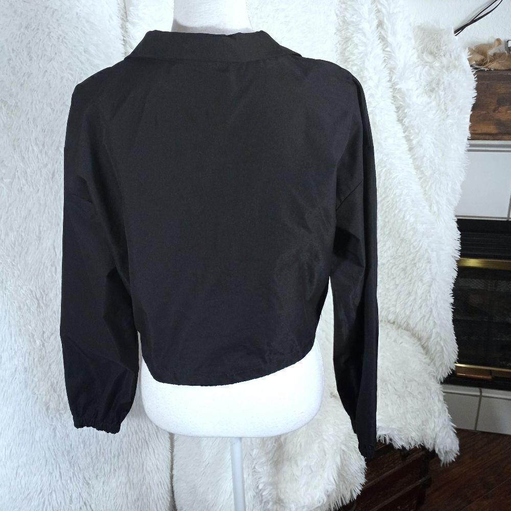 SHEIN BLACK CROP JACKET SZ.8/10 L EUC - Picture 4 of 7
